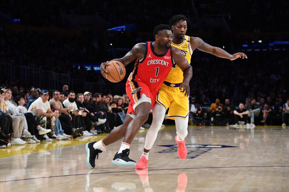 现代足球运 现代足球运